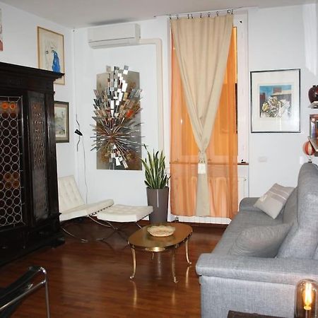 Colosseo Vintage Apartment Rzym Zewnętrze zdjęcie