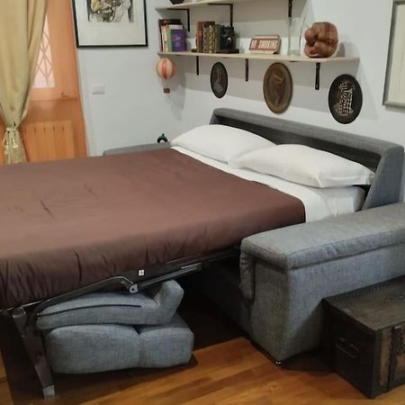 Colosseo Vintage Apartment Rzym Zewnętrze zdjęcie